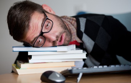 sleep-deprived-student-425x270
